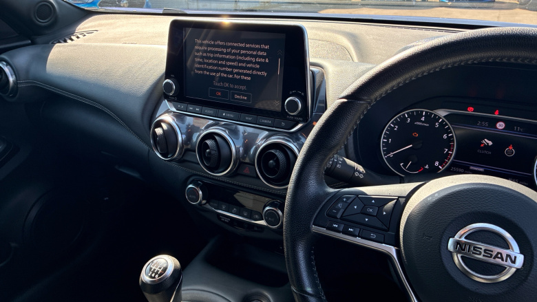 Nissan Juke 1.0 DiG-T N-Connecta 5dr Petrol Hatchback
